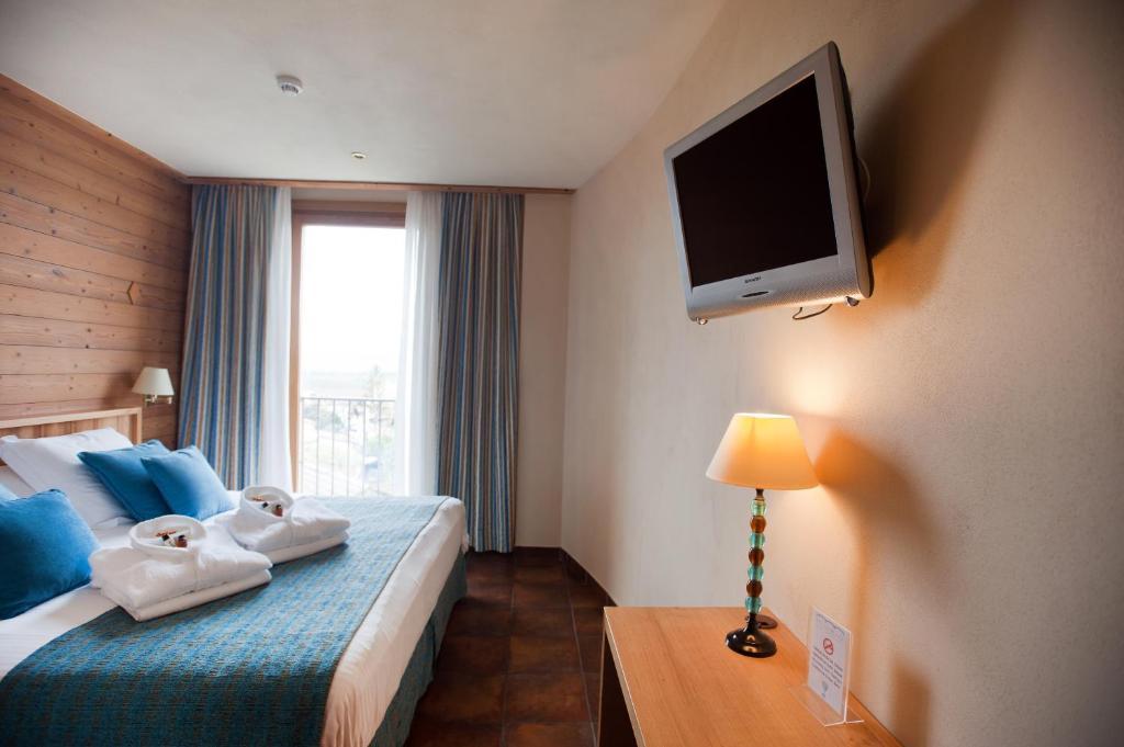 Hotel La Placa Garriguella Room photo